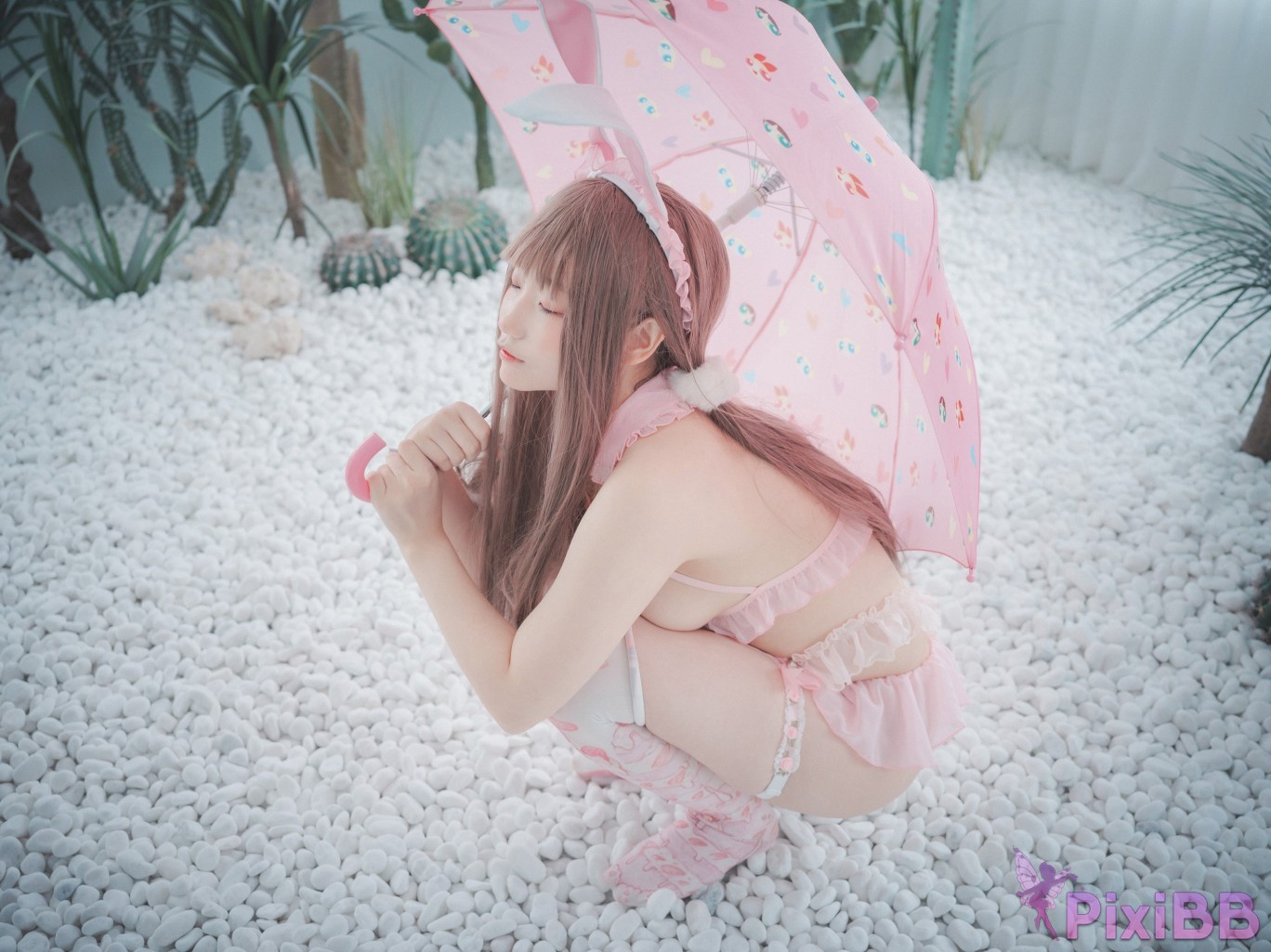 DJAWA Photo Mimmi March Hare PixiBB.COM 027