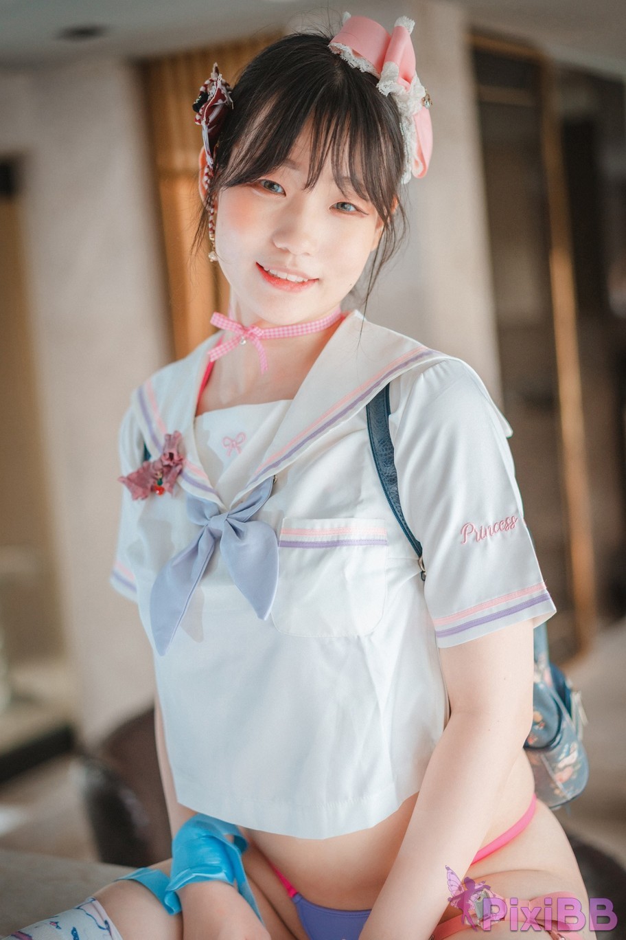 DJAWA Photo Mimmi Mochilero en Violeta Backpacker Girl PixiBB.COM 014