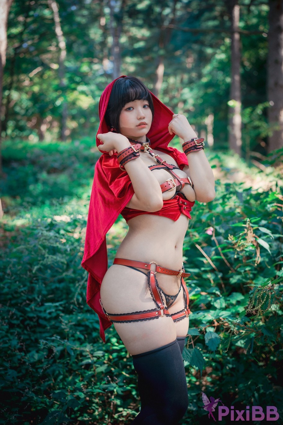 DJAWA Photo Mimmi Naughty Red Hiring Hood PixiBB.COM 012