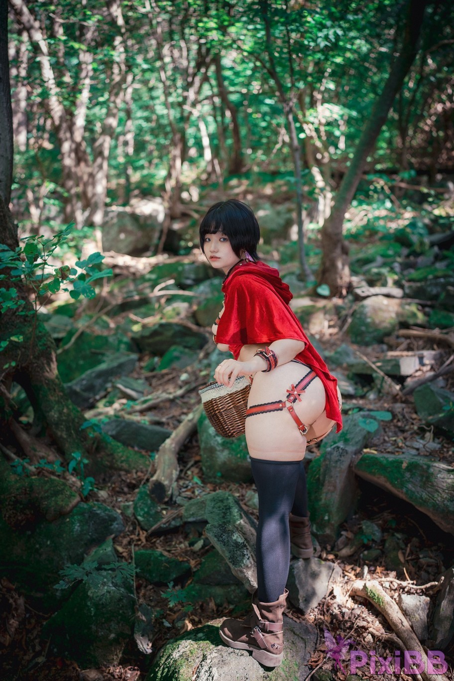 DJAWA Photo Mimmi Naughty Red Hiring Hood PixiBB.COM 018