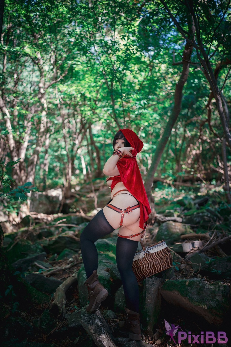 DJAWA Photo Mimmi Naughty Red Hiring Hood PixiBB.COM 022