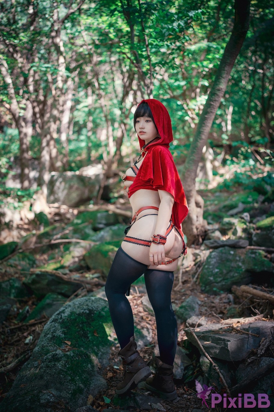 DJAWA Photo Mimmi Naughty Red Hiring Hood PixiBB.COM 026