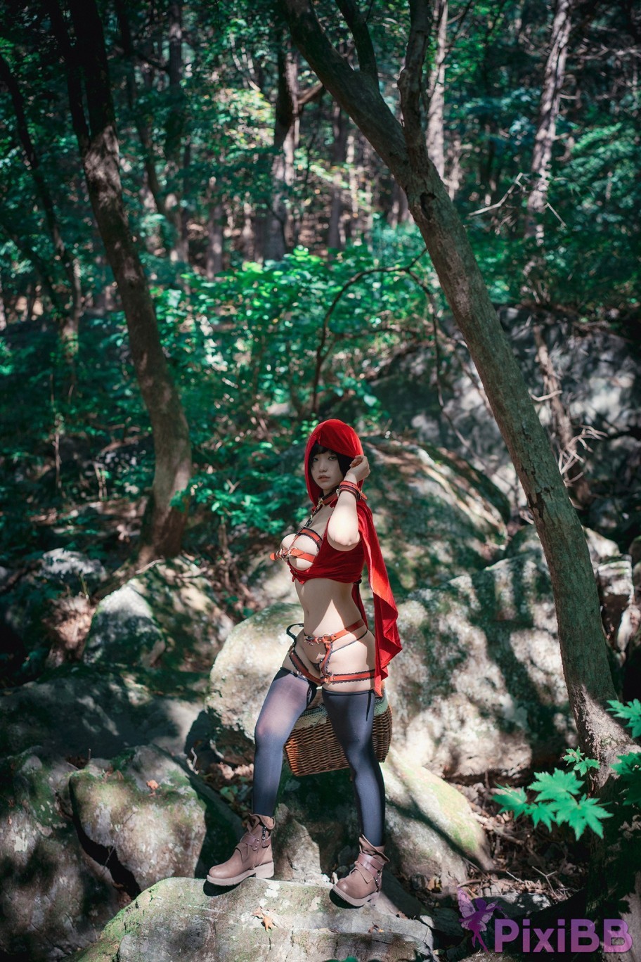 DJAWA Photo Mimmi Naughty Red Hiring Hood PixiBB.COM 037