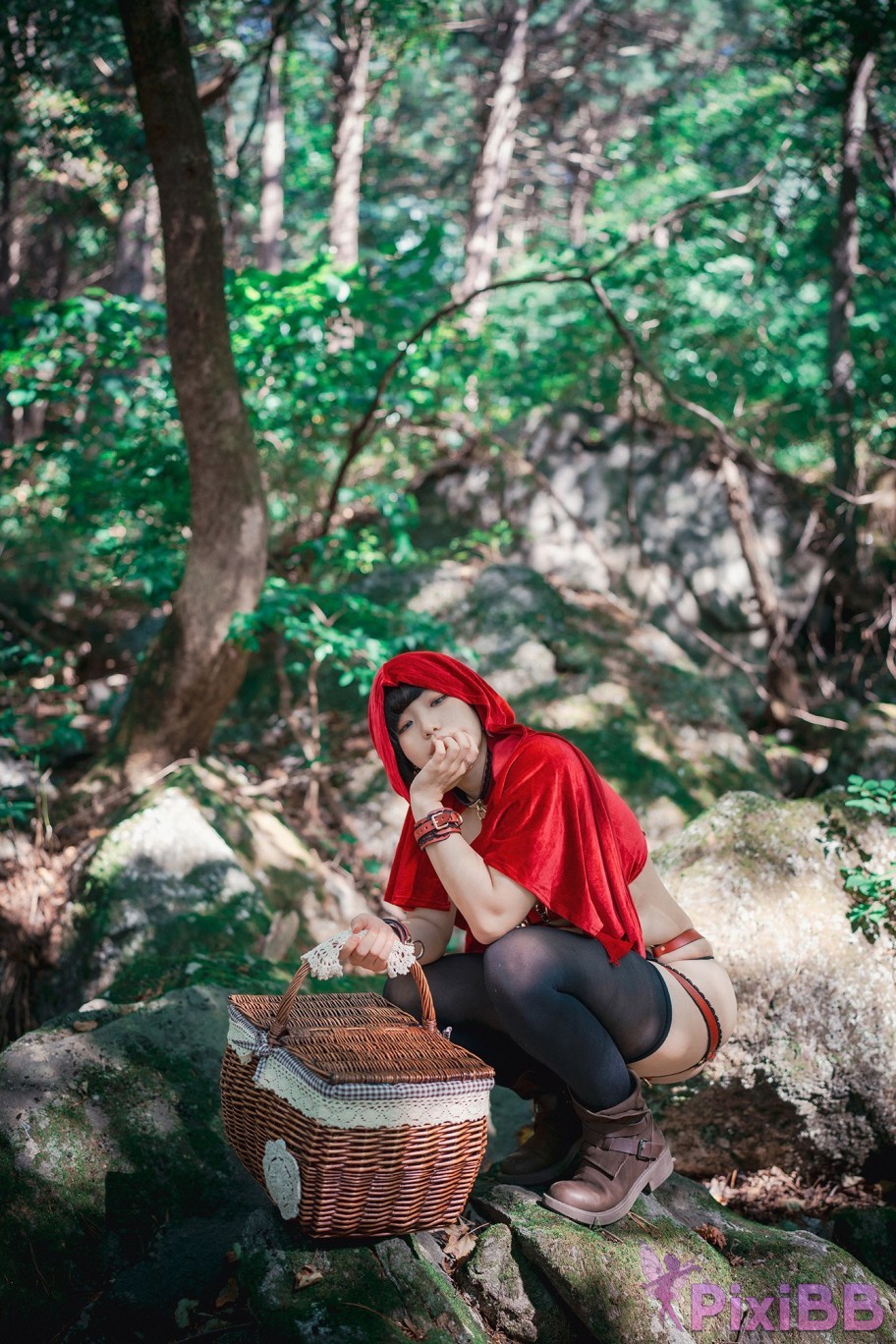 DJAWA Photo Mimmi Naughty Red Hiring Hood PixiBB.COM 041