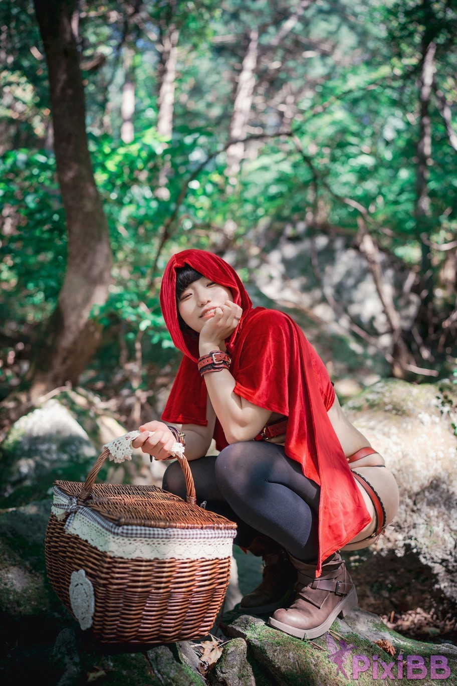 DJAWA Photo Mimmi Naughty Red Hiring Hood PixiBB.COM 042