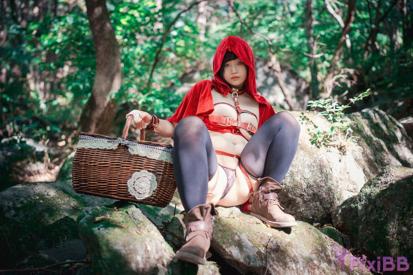 DJAWA Photo Mimmi Naughty Red Hiring Hood PixiBB.COM 044