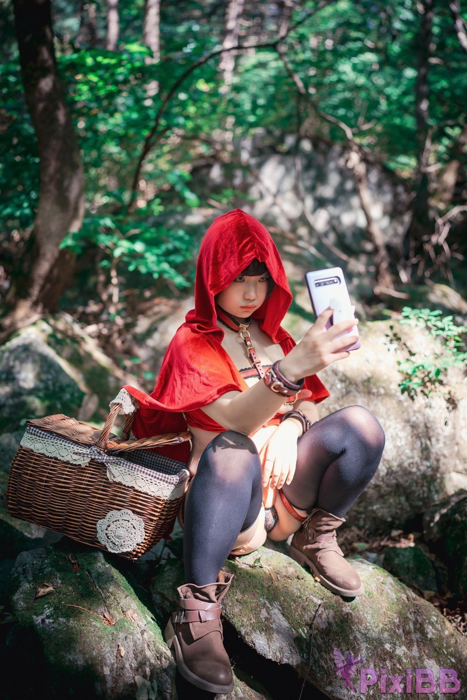 DJAWA Photo Mimmi Naughty Red Hiring Hood PixiBB.COM 045