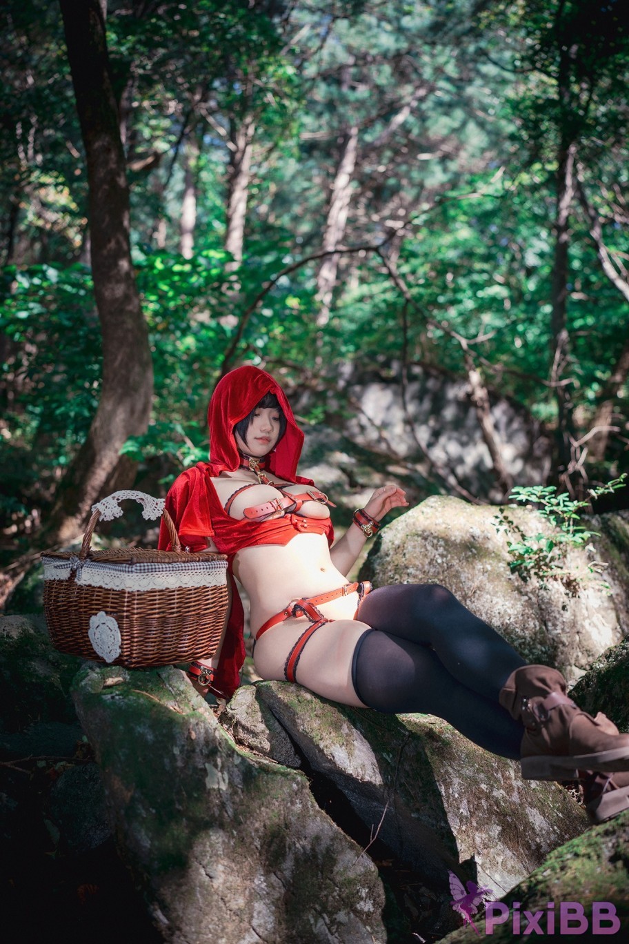 DJAWA Photo Mimmi Naughty Red Hiring Hood PixiBB.COM 046