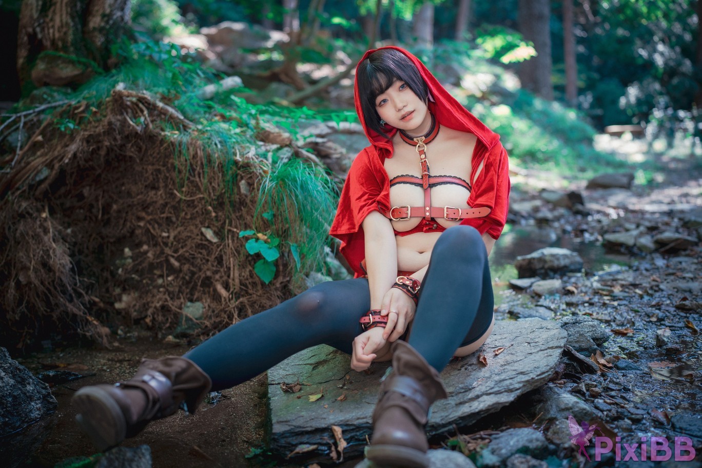 DJAWA Photo Mimmi Naughty Red Hiring Hood PixiBB.COM 056