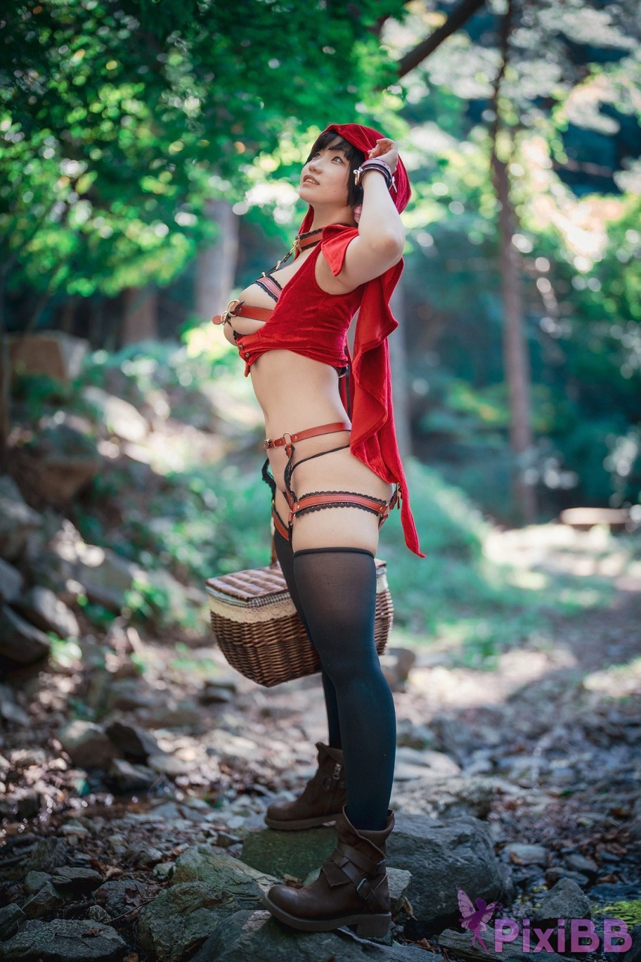 DJAWA Photo Mimmi Naughty Red Hiring Hood PixiBB.COM 076