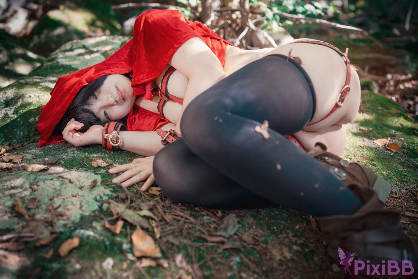 DJAWA Photo Mimmi Naughty Red Hiring Hood PixiBB.COM 081