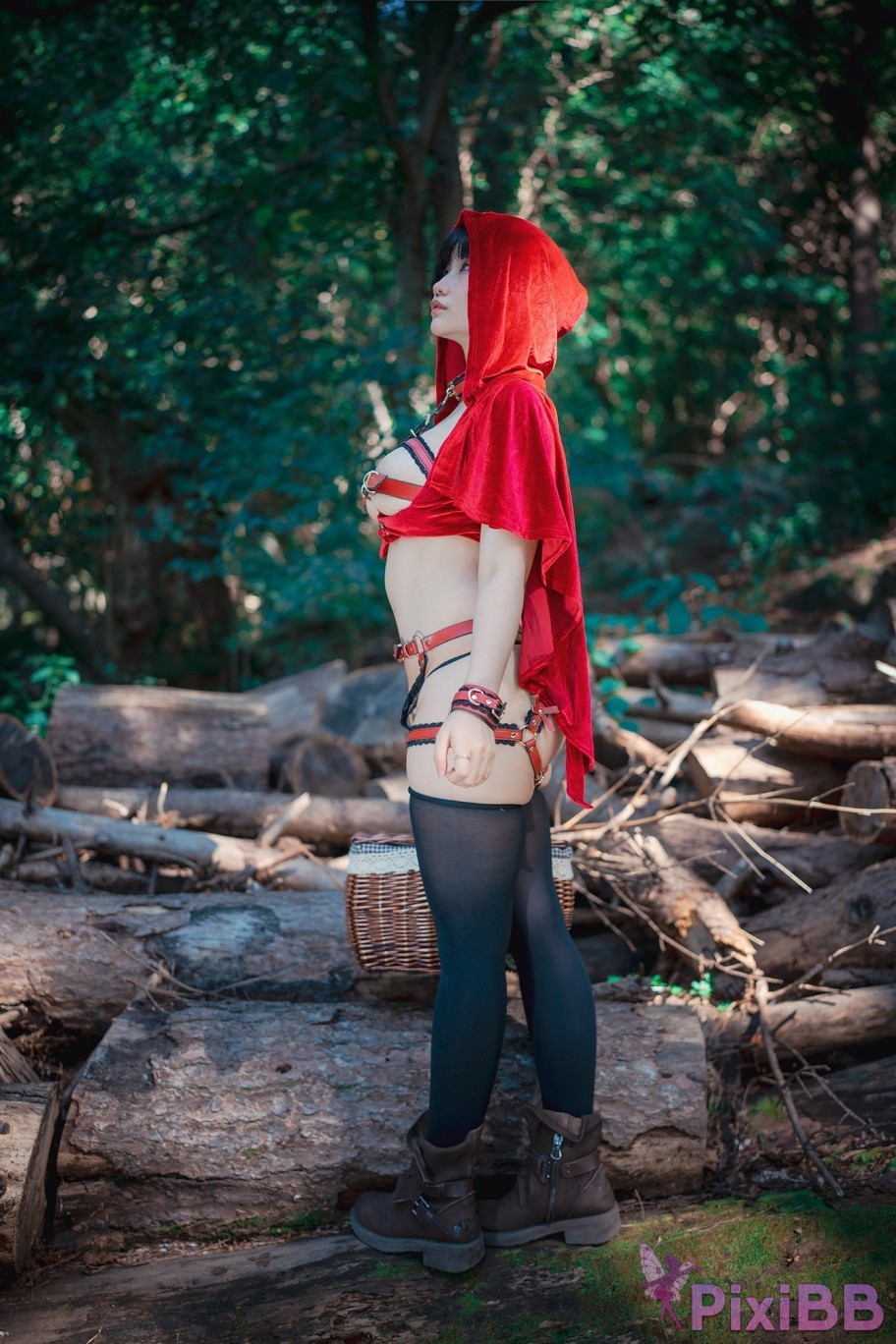 DJAWA Photo Mimmi Naughty Red Hiring Hood PixiBB.COM 082