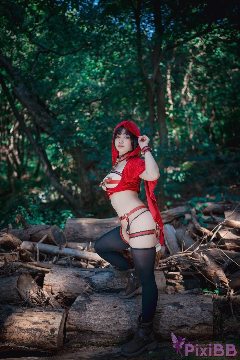 DJAWA Photo Mimmi Naughty Red Hiring Hood PixiBB.COM 083