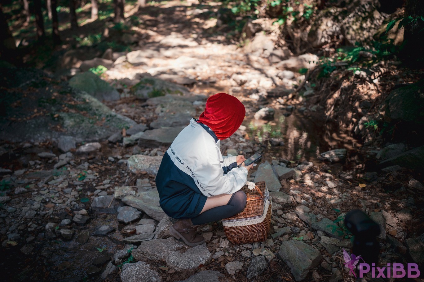 DJAWA Photo Mimmi Naughty Red Hiring Hood PixiBB.COM 110