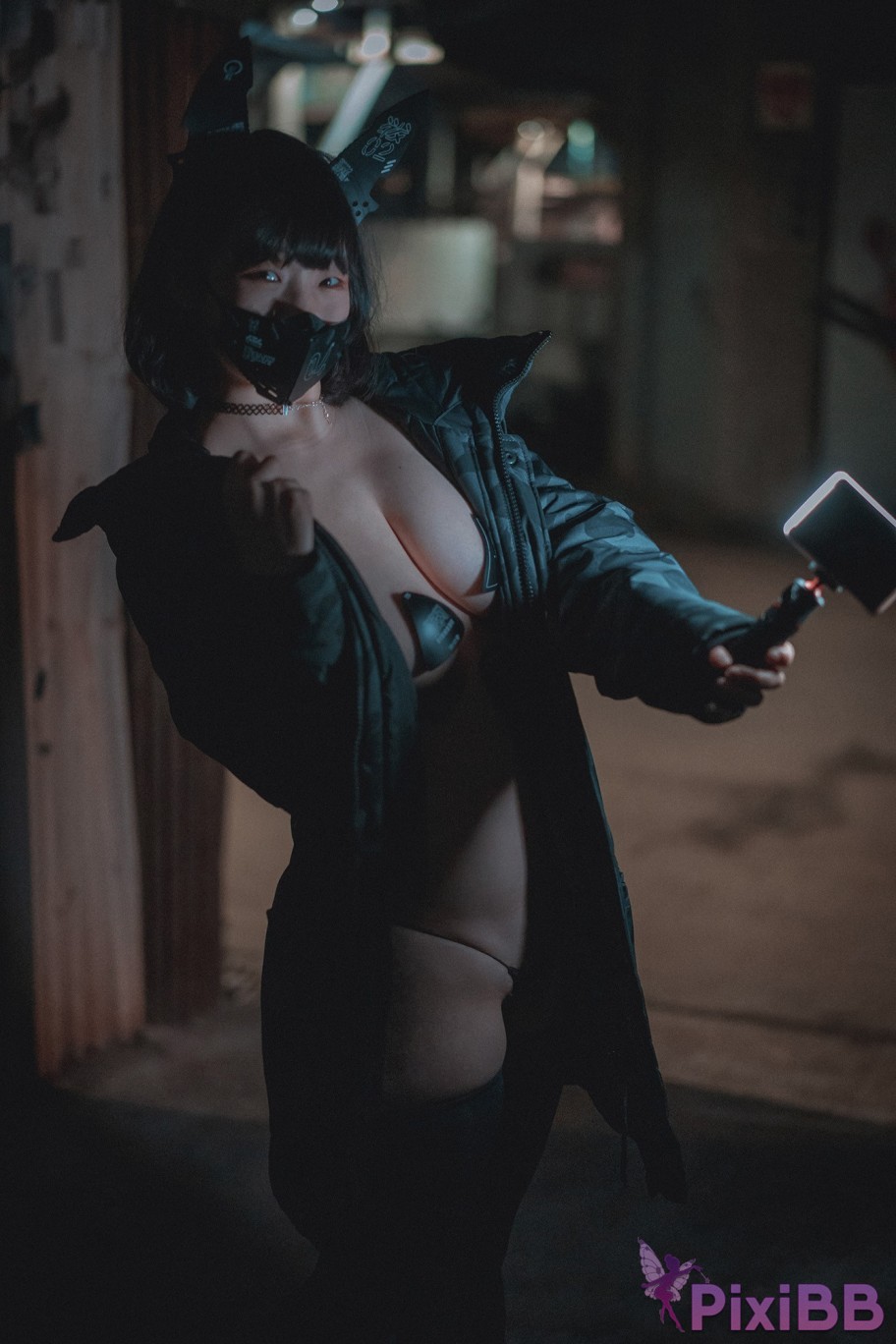 DJAWA Photo Mimmi Rudy The Wolf of Midnight PixiBB.COM 019