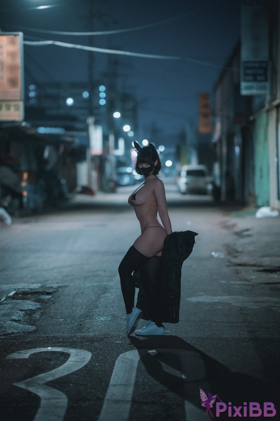 DJAWA Photo Mimmi Rudy The Wolf of Midnight PixiBB.COM 069