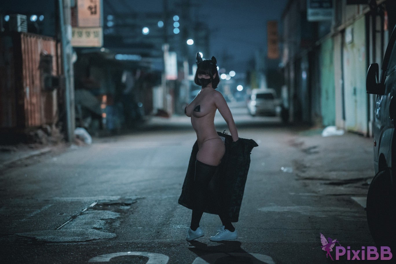 DJAWA Photo Mimmi Rudy The Wolf of Midnight PixiBB.COM 106