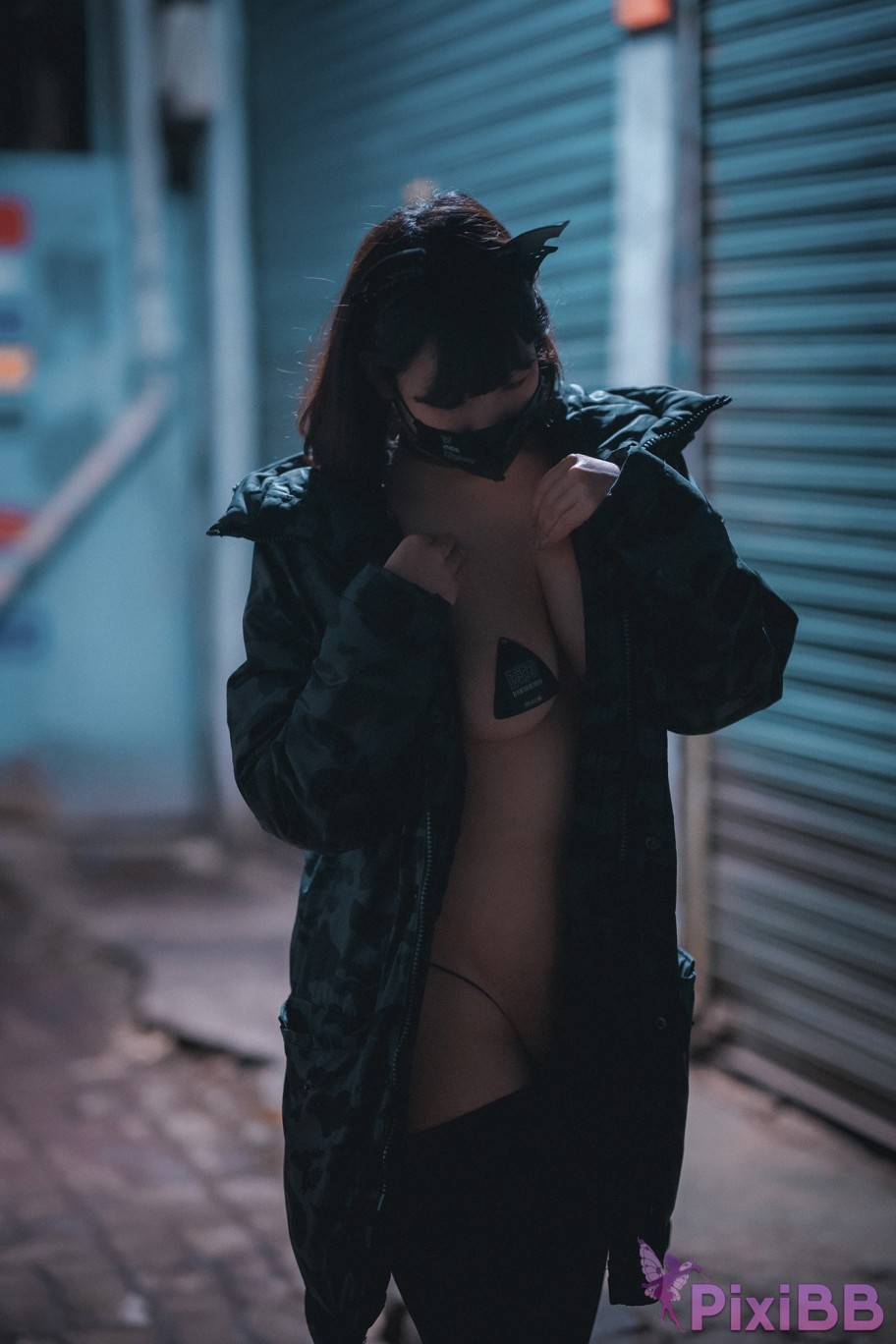 DJAWA Photo Mimmi Rudy The Wolf of Midnight PixiBB.COM 134