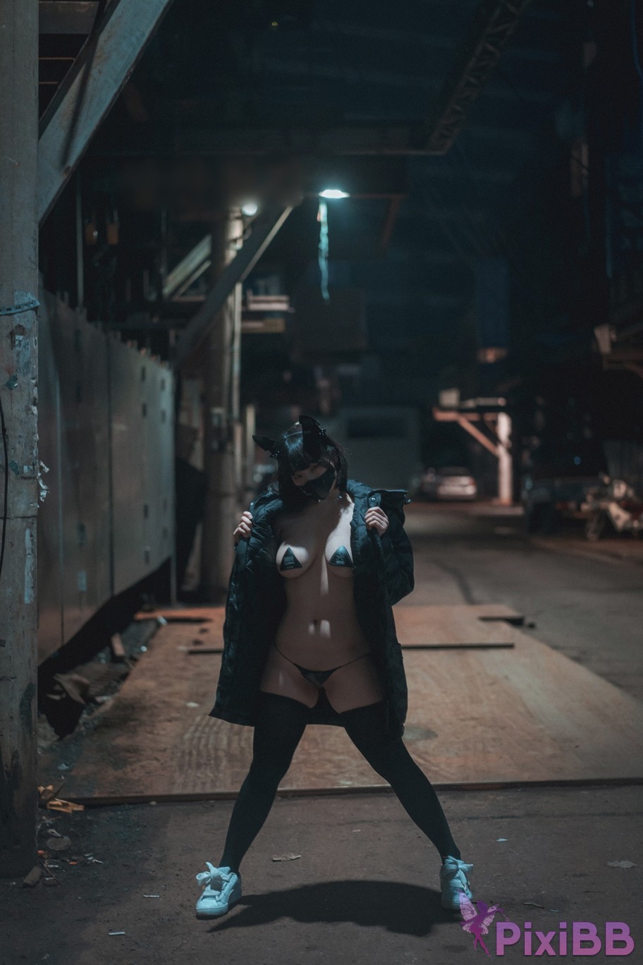 DJAWA Photo Mimmi Rudy The Wolf of Midnight PixiBB.COM 176