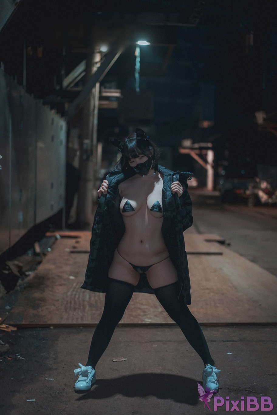 DJAWA Photo Mimmi Rudy The Wolf of Midnight PixiBB.COM 177