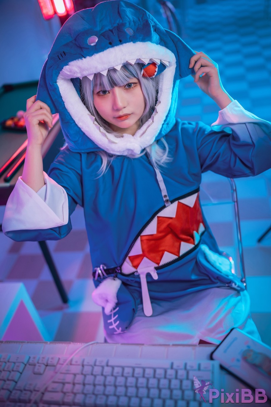 DJAWA Photo Mimmi Your Fishe Gawr Gura PixiBB.COM 010