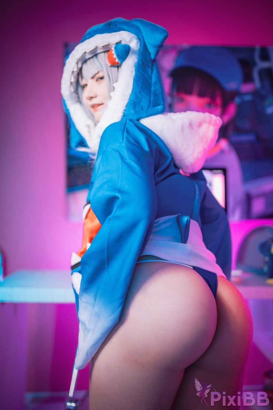 DJAWA Photo Mimmi Your Fishe Gawr Gura PixiBB.COM 025