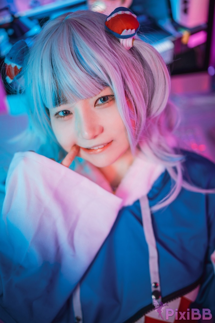 DJAWA Photo Mimmi Your Fishe Gawr Gura PixiBB.COM 030