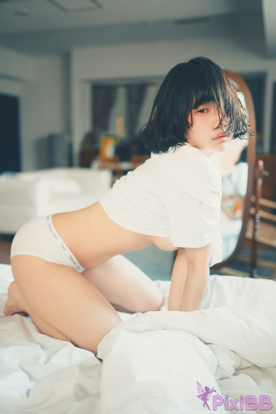 Mimmi White PixiBB.COM 011