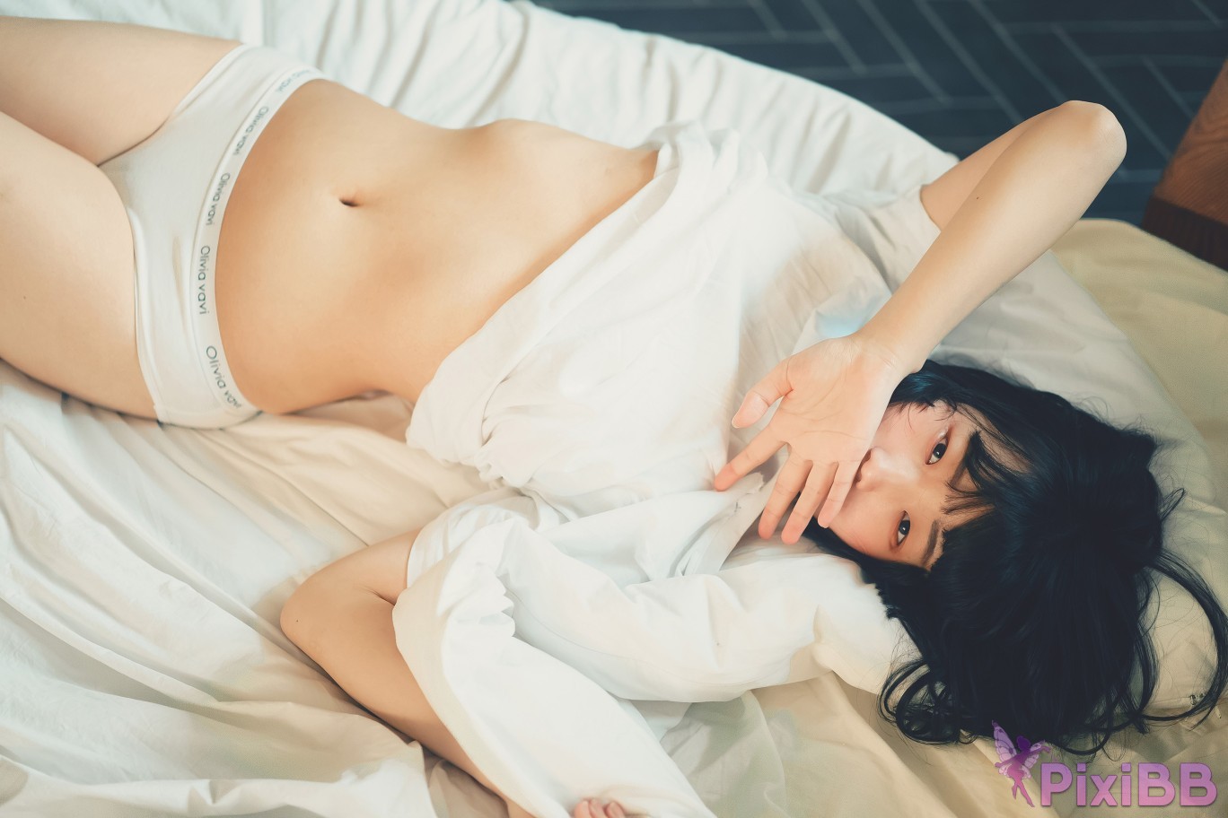 Mimmi White PixiBB.COM 018