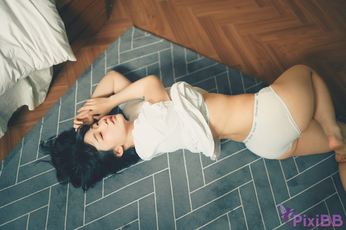 Mimmi White PixiBB.COM 068