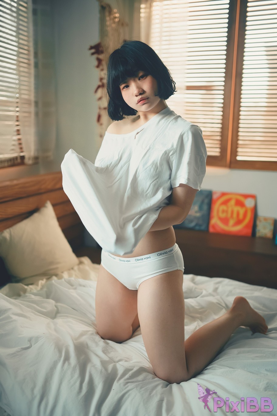 Mimmi White PixiBB.COM 087