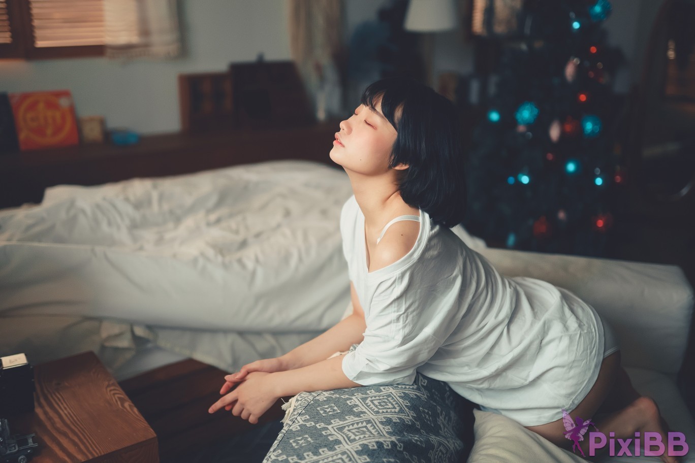 Mimmi White PixiBB.COM 104