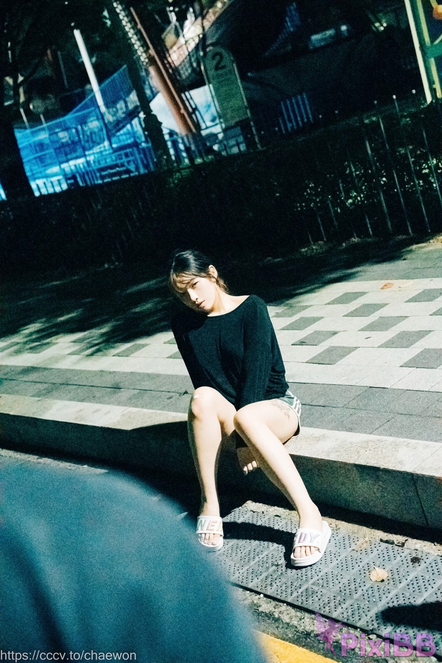 Loozy SonSon Public Toilet PixiBB.COM 038