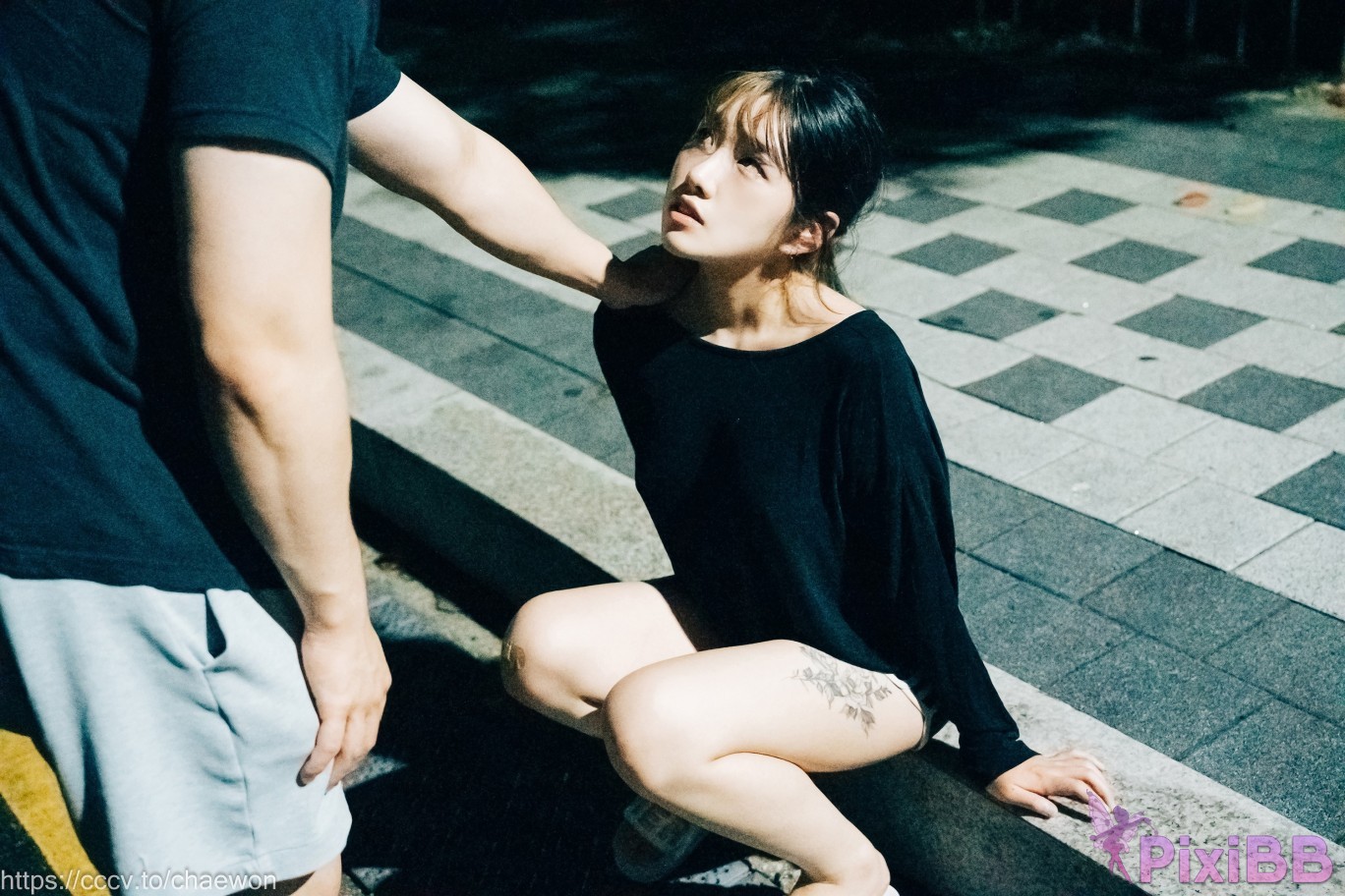 Loozy SonSon Public Toilet PixiBB.COM 039