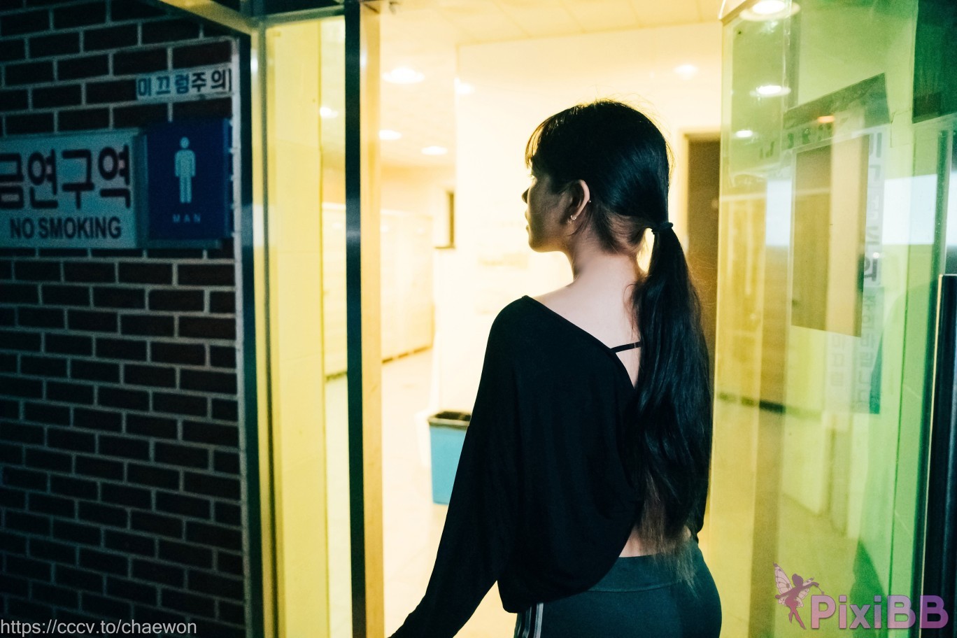 Loozy SonSon Public Toilet PixiBB.COM 056