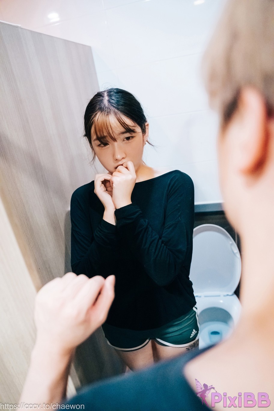 Loozy SonSon Public Toilet PixiBB.COM 073