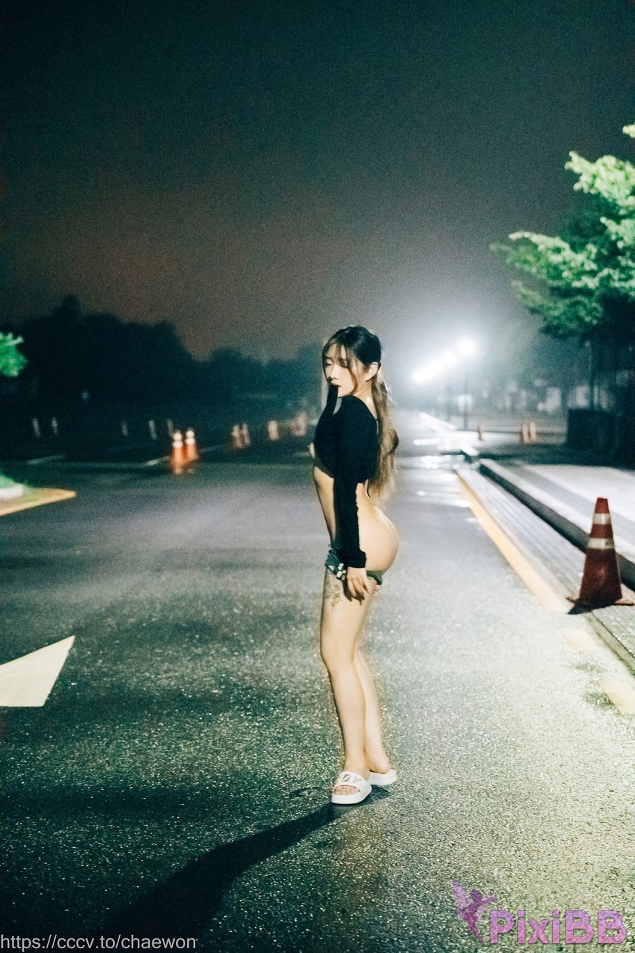 Loozy SonSon Public Toilet PixiBB.COM 156