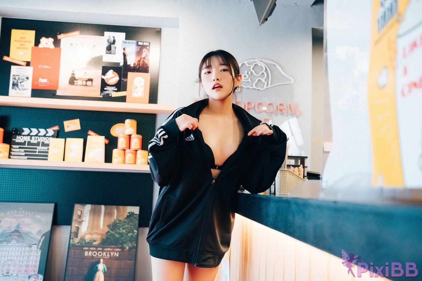 Loozy Sonson Cinema Girl S.Ver PixiBB.COM 008