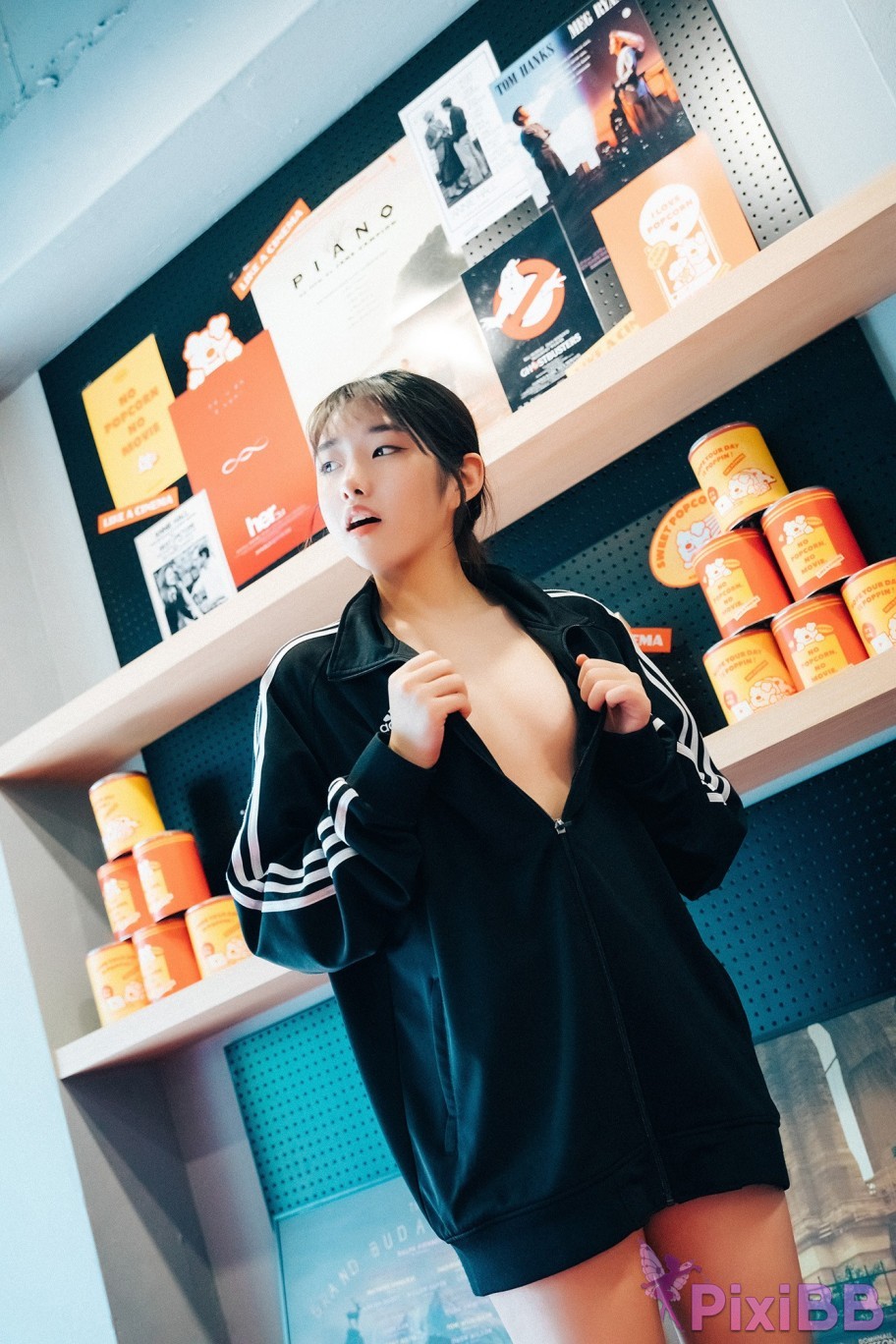 Loozy Sonson Cinema Girl S.Ver PixiBB.COM 017