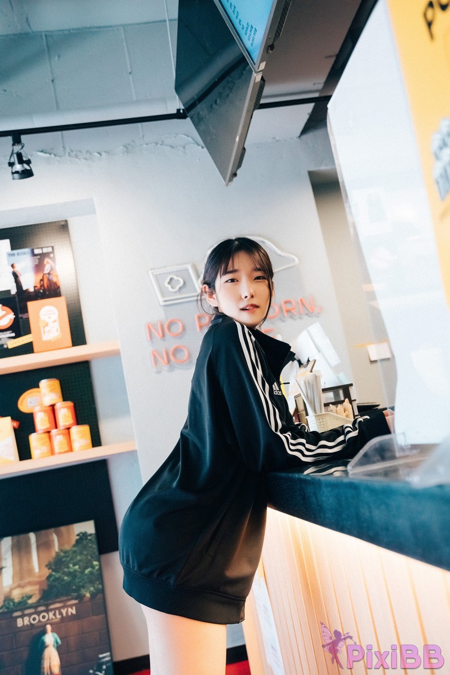 Loozy Sonson Cinema Girl S.Ver PixiBB.COM 018