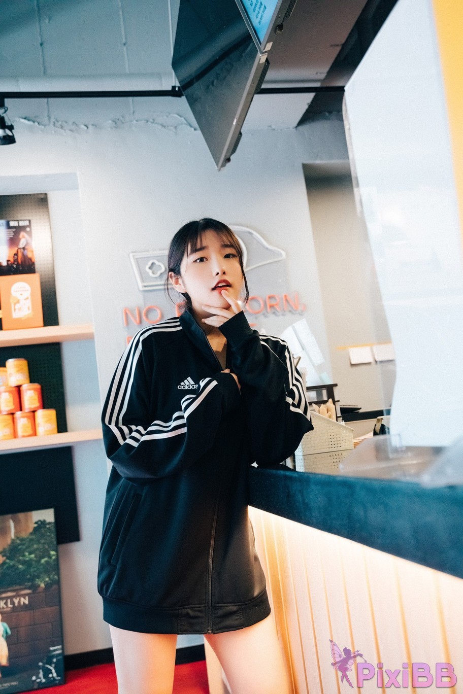 Loozy Sonson Cinema Girl S.Ver PixiBB.COM 020