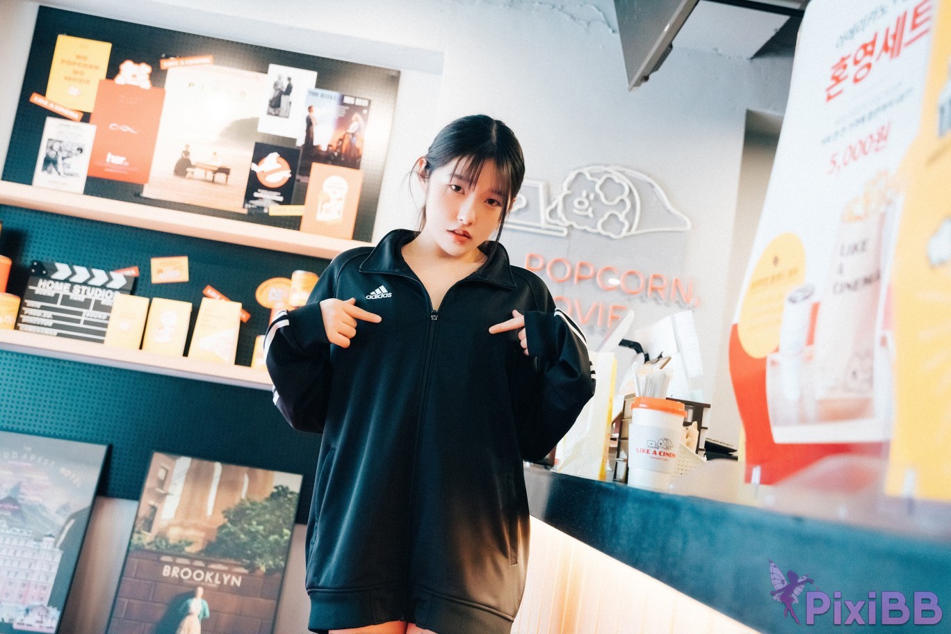 Loozy Sonson Cinema Girl S.Ver PixiBB.COM 022