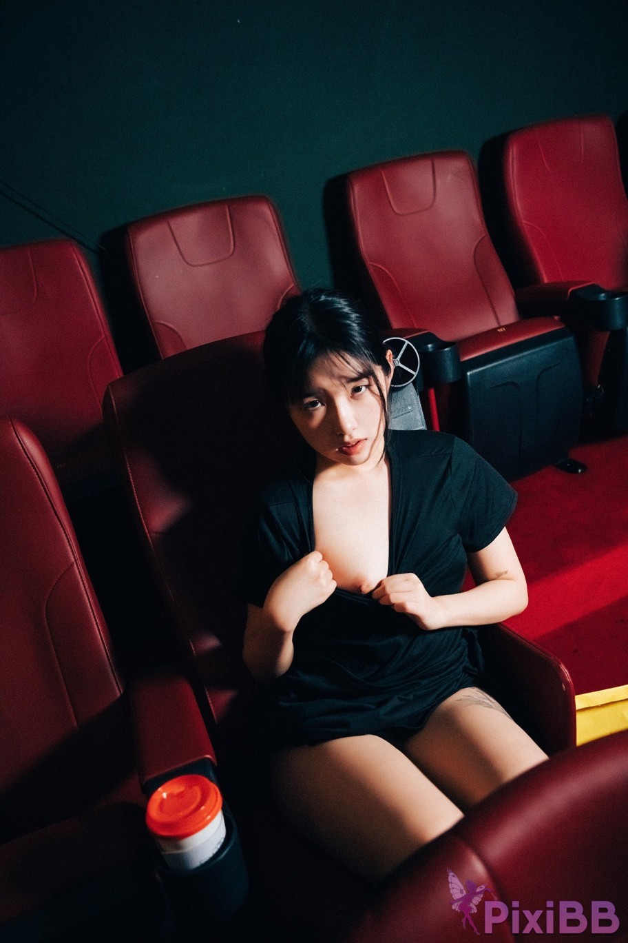 Loozy Sonson Cinema Girl S.Ver uncensored PixiBB.COM 012