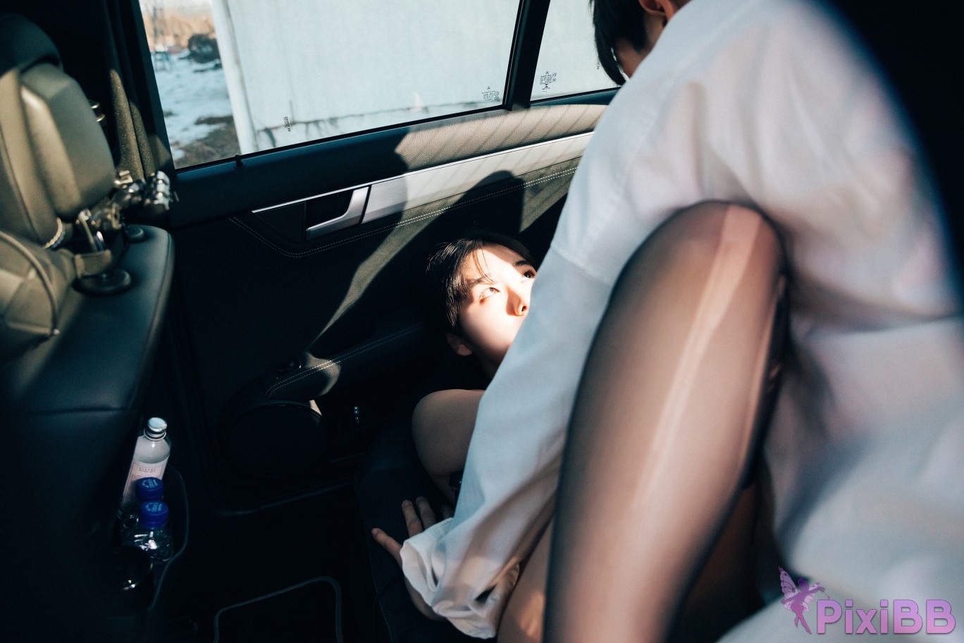 Loozy Sonson Dog Plays PixiBB.COM 027