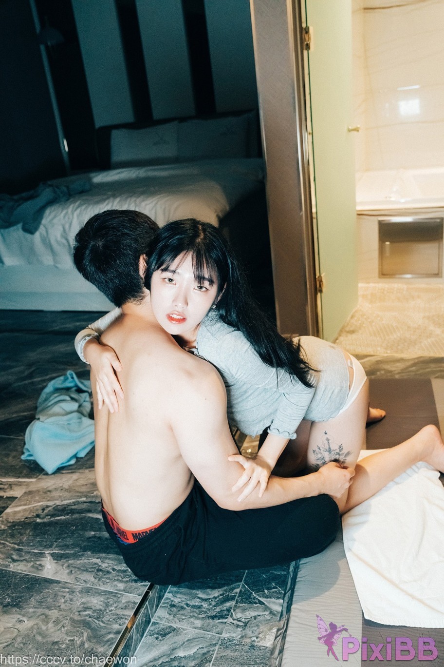 Loozy Sonson Massage Girl PixiBB.COM 017