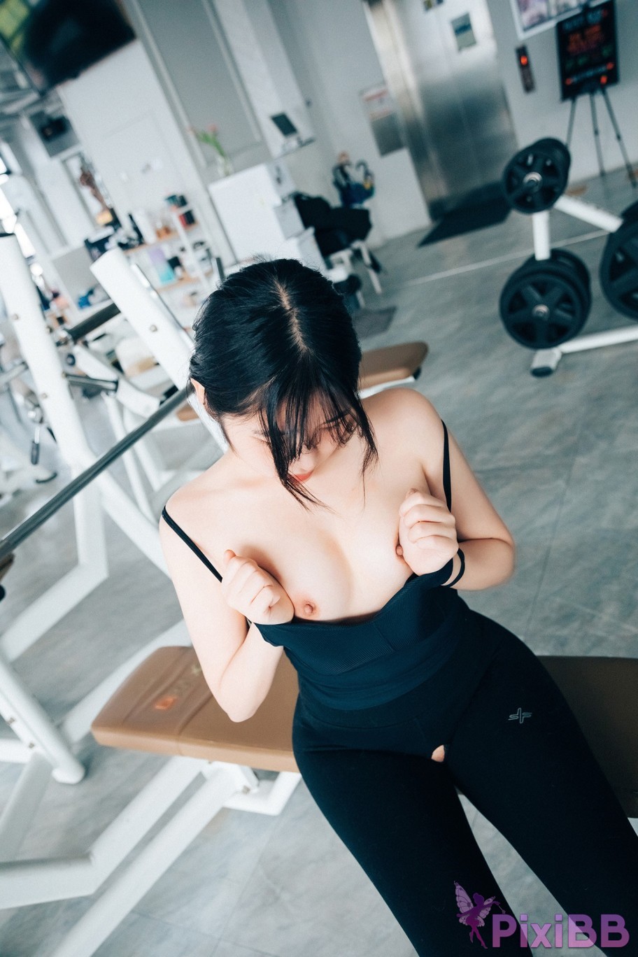 Loozy Sonson Personal Trainer S.Ver PixiBB.COM 082