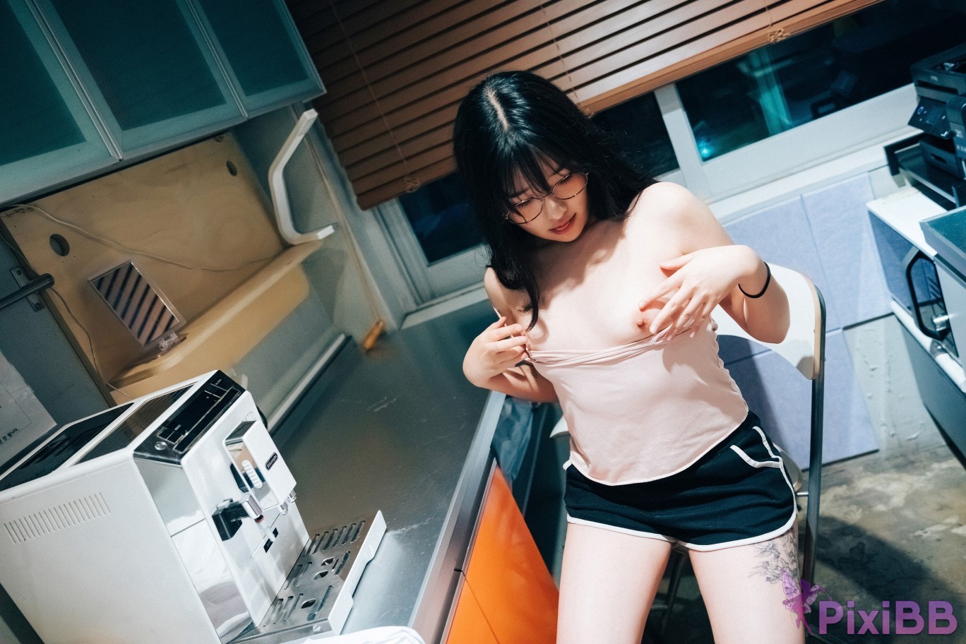 Loozy Sonson Reading Room S Ver PixiBB.COM 004