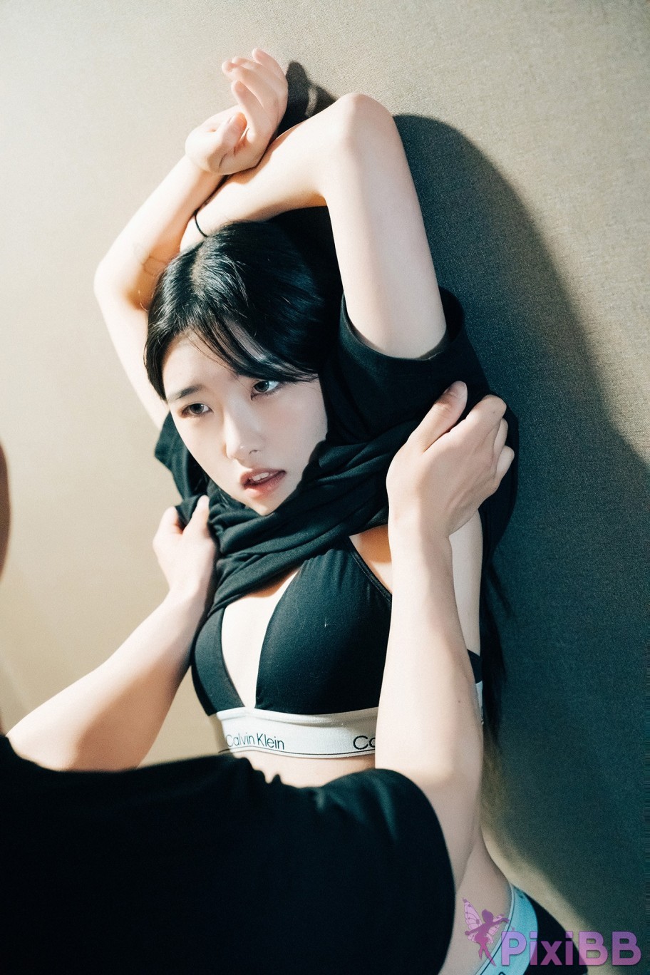 Loozy Sonson and Chaewon XY S.Ver PixiBB.COM 038