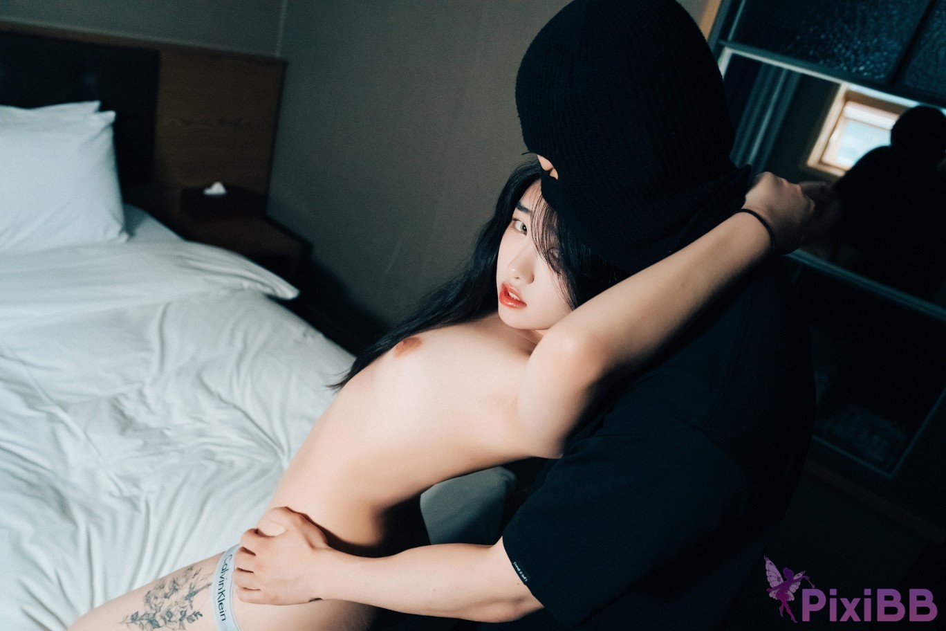 Loozy Sonson and Chaewon XY S.Ver PixiBB.COM 047