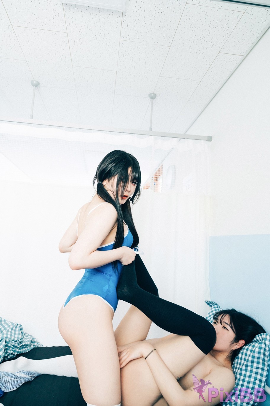 Loozy Sonson x Zia Bitch Academy PixiBB.COM 137